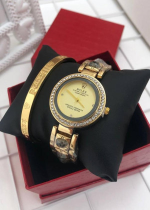 Подарочный набор для женщин часы, браслет + коробка 21151268