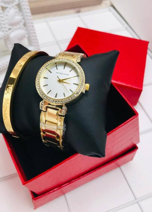 Подарочный набор для женщин часы, браслет + коробка 21151269