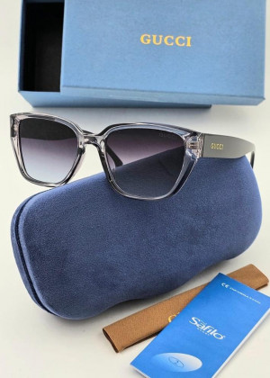 Набор солнцезащитные очки, коробка, чехол + салфетки 21191516