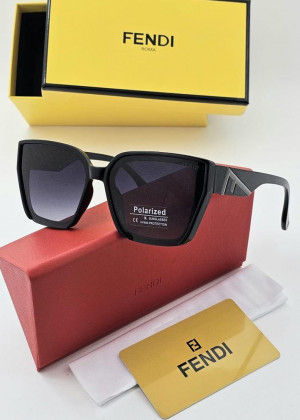 Набор солнцезащитные очки, коробка, чехол + салфетки #21206450