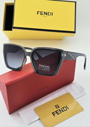 Набор женские солнцезащитные очки, коробка, чехол + салфетки #21209733
