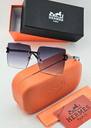 Набор женские солнцезащитные очки, коробка, чехол + салфетки 21232887