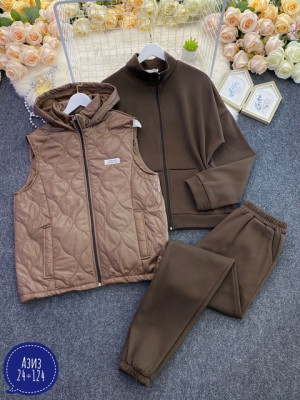 Спортивный костюм 22632919