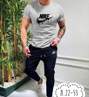 Спортивный костюм #22674697