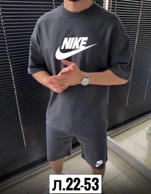 Спортивный костюм #22714681