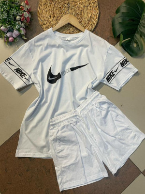 Спортивный костюм 22739134