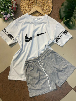 Спортивный костюм 22739138