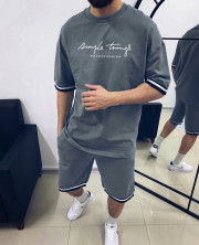 Спортивный костюм