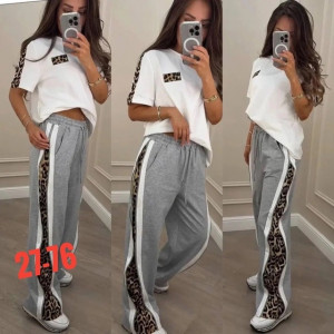 Спортивный костюм #22921182