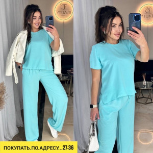 Спортивный костюм #22928674