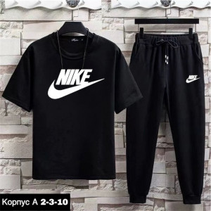 Спортивный костюм #22935619