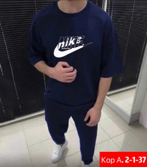Спортивный костюм #22936902