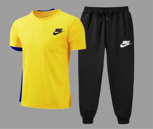 Спортивный костюм 22941953