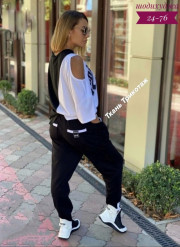 Спортивный костюм