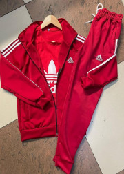 Спортивный костюм