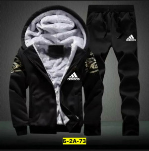 Спортивный костюм 23055498