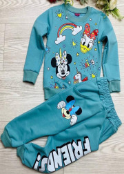 Спортивный костюм