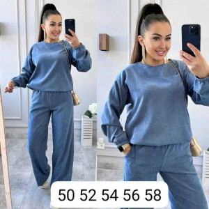 Спортивный костюм 23076660