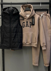 Спортивный костюм