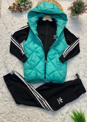 Спортивный костюм