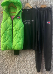 Спортивный костюм