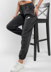 Спортивные брюки