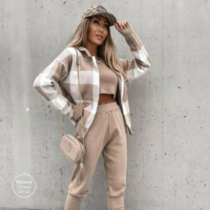 Спортивный костюм #23164172