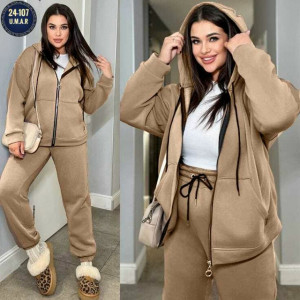 Спортивный костюм #23164256