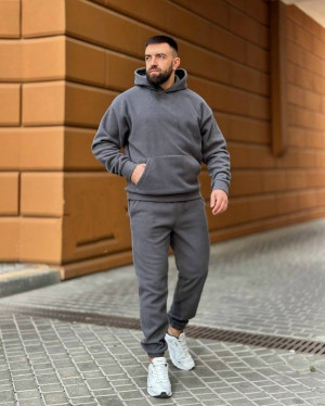 Спортивный костюм #23164320