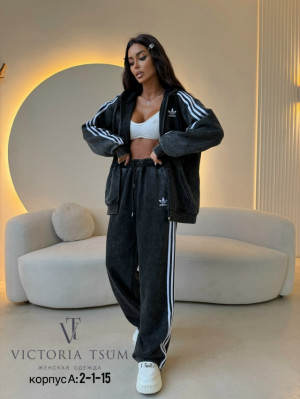 Спортивный костюм 23169057
