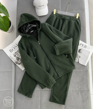 Спортивный костюм #23174733