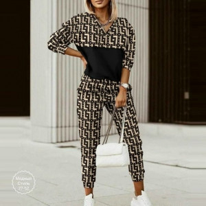 Спортивный костюм #23175790