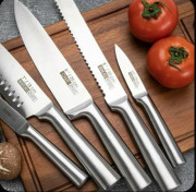 Набор кухонных ножей