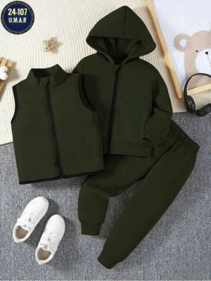 Спортивный костюм 23182544