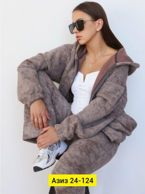 Спортивный костюм #23185289