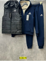 Спортивный костюм