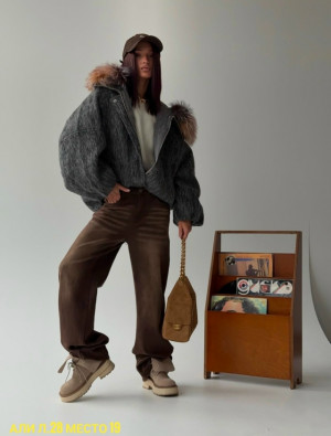 Джинсы #23204338