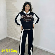 Спортивный костюм