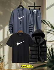 Спортивный костюм