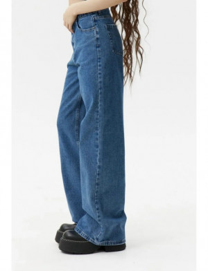 Джинсы #23217670