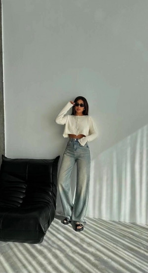 Джинсы #23223683