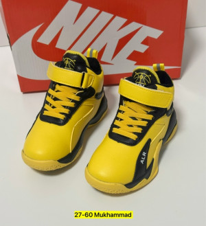 Кроссовки #23237731