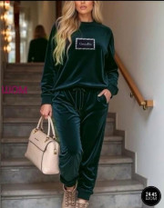 Спортивный костюм