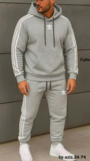 Спортивный костюм