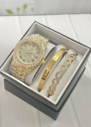 Подарочный набор для женщин часы, 2 браслета + коробка 23245208
