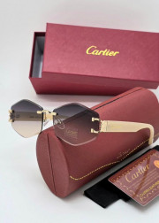 Женские солнцезащитные очки