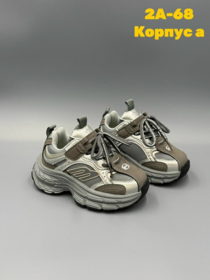 Кроссовки #23247890