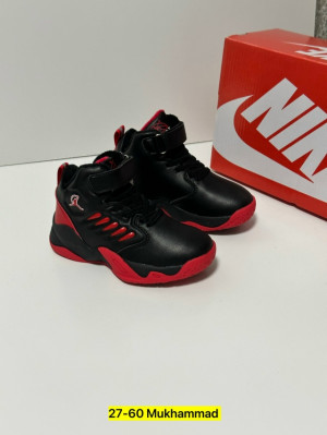 Кроссовки #23247920