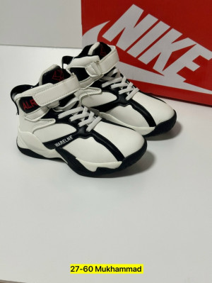 Кроссовки #23250430