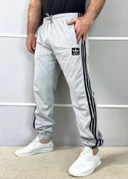 Спортивные брюки